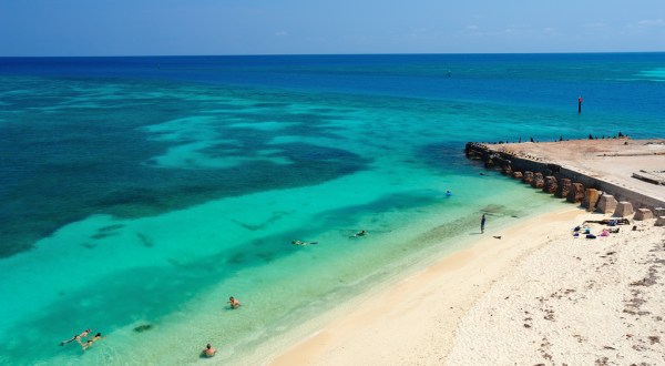 5 Swimming Spots With The Clearest, Most Pristine Water In Florida