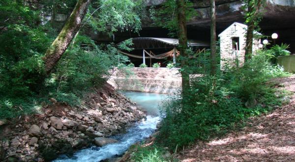 This Secret Cave River In Kentucky Is A Must Visit
