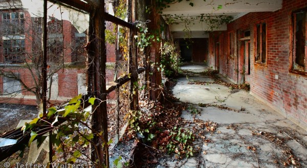 10 Places In Maryland That Look Like They’re Straight Out Of A Horror Flick
