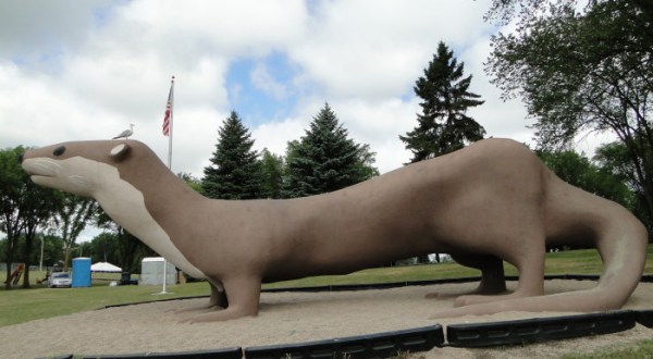 10 Bizarre Roadside Attractions In Minnesota That Are Fascinatingly Weird