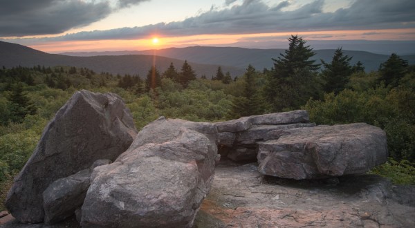 You Haven’t Lived Until You’ve Experienced This Beautiful State Park In Virginia