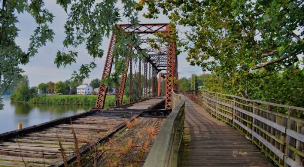 These 10 Gorgeous Waterfront Trails In Ohio Are Perfect For A Summer Day