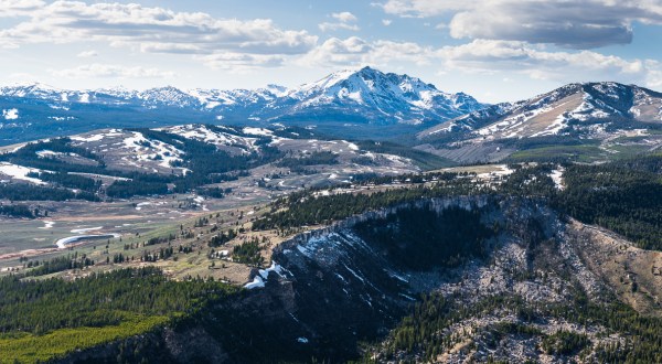 These 17 Stunning Shots Show Off The Unmatched Beauty Of Yellowstone National Park