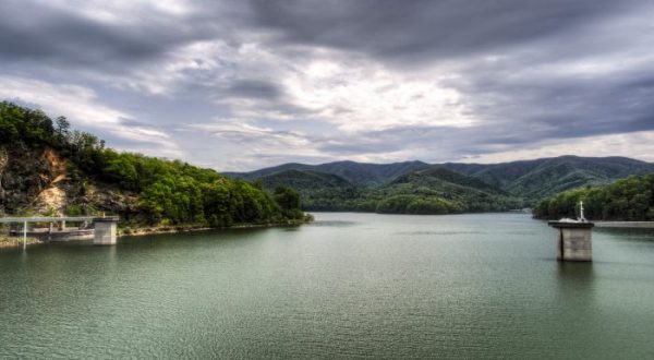 There’s A Little Known Unique Lake In Tennessee… And It’s Truly A Hidden Gem