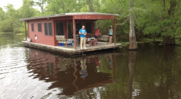 This Little Known Cove In Louisiana Will Be Your New Favorite Summer Destination