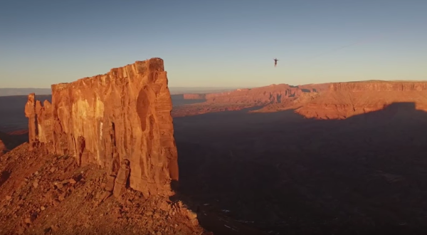What This Guy Did In Utah’s Desert Will Drop Your Jaw And Leave You Speechless