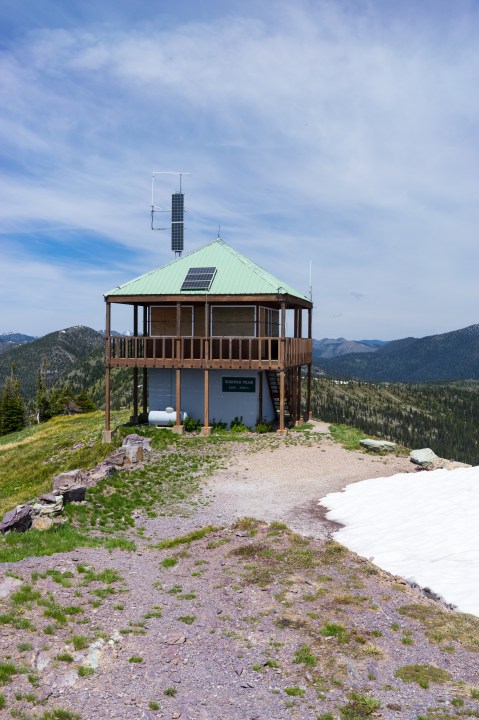 We Dare You To Spend The Night In This Montana Fire Tower And Not Love It