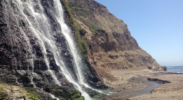 Everyone In San Francisco Must Visit This Epic Waterfall As Soon As Possible