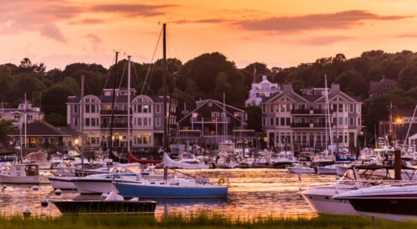 These Are The 14 Most Beautiful Harbors In Massachusetts… And You’ll Want To Visit