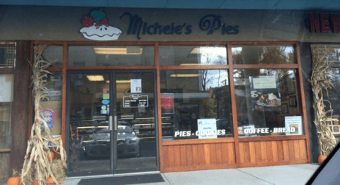 This Tiny Shop In Connecticut Serves Pie To Die For