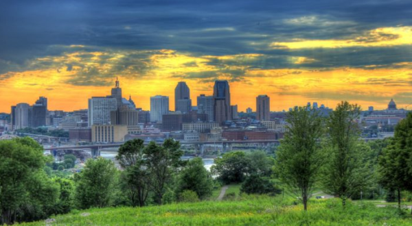15 Things Minnesotans ALWAYS Have To Explain To Out-Of-Towners