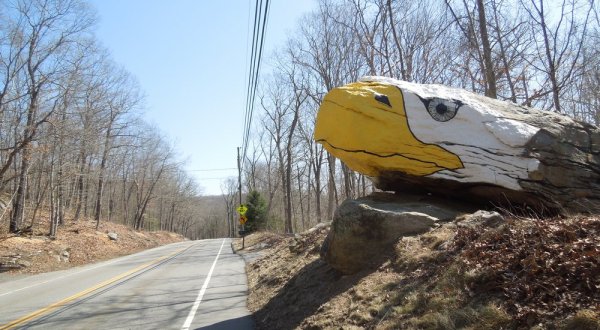 9 Bizarre Roadside Attractions In Connecticut That Are Fascinatingly Weird