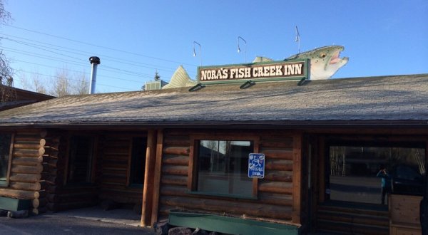 These 8 Restaurants In Wyoming Have The Best Seafood EVER