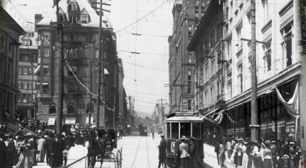 This Is What Portland Looked Like 100 Years Ago… It May Surprise You