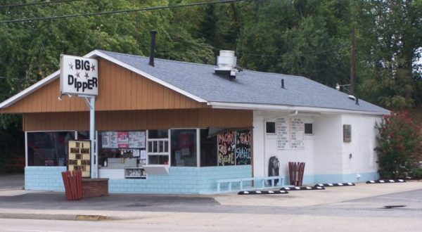 This Ultimate Burger Bucket List In Kentucky Will Make Your Mouth Water