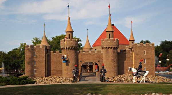 Most People Don’t Know These 5 Castles Are Hiding In South Dakota
