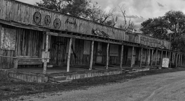 Visit These 7 Creepy Ghost Towns In South Dakota At Your Own Risk