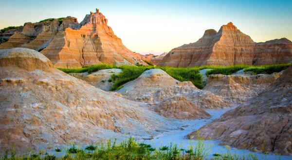 These 5 Epic Mountains In South Dakota Will Drop Your Jaw