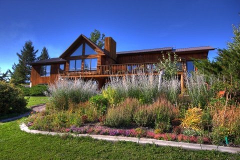 The Little Known Bed And Breakfast In Montana That'll Be Your New Favorite Destination