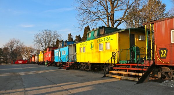 A Train Restaurant In Pennsylvania, Red Caboose Is A Fun And Unique Place To Dine