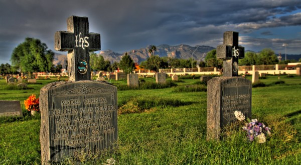 10 Disturbing Cemeteries In Arizona That Will Give You Goosebumps