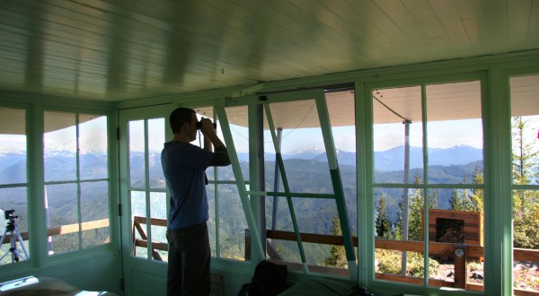 Spend The Night On Top Of The World At These 5 Stunning Fire Lookouts In Oregon