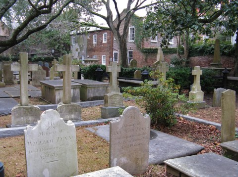 These 11 Haunted Cemeteries In South Carolina Are Not For the Faint of Heart