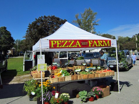 These 10 Incredible Farmers Markets In Rhode Island Are A Must Visit