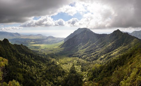 13 Things That Make The Hawaiian Islands The Most Unique Place On Earth