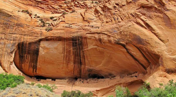 Hiking To This Aboveground Cave In Arizona Will Give You A Surreal Experience
