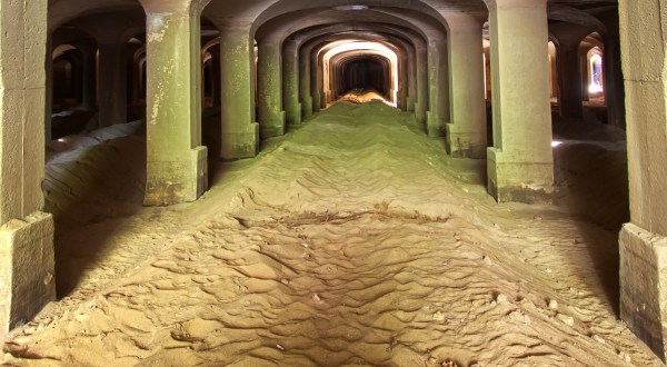 The Remnants Of This Abandoned Sand Filtration Site In Washington DC Are Hauntingly Beautiful