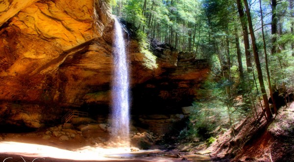 Walk Behind A Waterfall For A One-Of-A-Kind Experience In Ohio