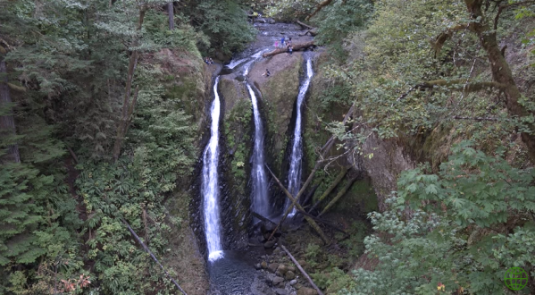 The Columbia River Gorge In Oregon Has More Waterfalls Than Anywhere Else In The Country