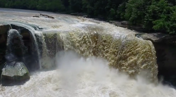 This Drone Flyover Of Cumberland Falls In Kentucky Will Make You Want To Visit