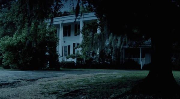 You’ll Never Forget Your Visit To The Most Haunted Restaurant In Alabama