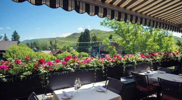 Try These 10 Idaho Restaurants For A Magical Outdoor Dining Experience