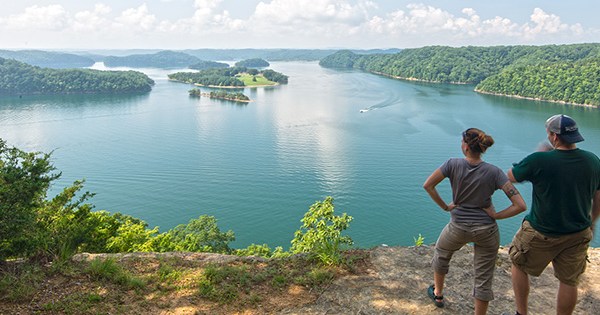 This One Destination Has The Absolute Bluest Water In Kentucky