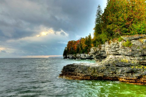 This Secret Sea Cave In Wisconsin Is A Must Visit