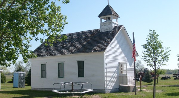 These 20 One-Room Schoolhouses In Nebraska Will Take You Back In Time
