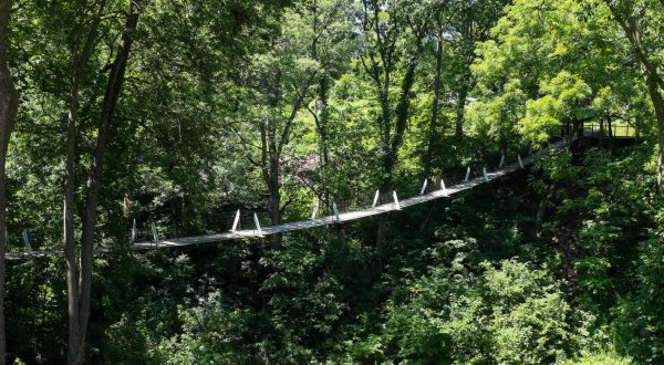 The Story Behind This Haunted Iowa Bridge Will Give You Nightmares