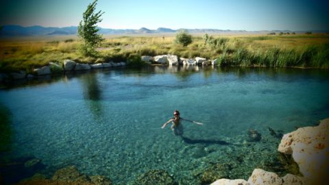 8 Natural Swimming Spots With The Clearest, Most Pristine Water In Nevada