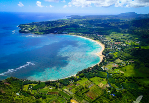 15 Swimming Spots With The Clearest, Most Pristine Water In Hawaii