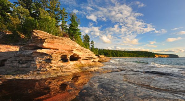 The Ultimate Bucket List For Anyone In Michigan Who Loves The Outdoors