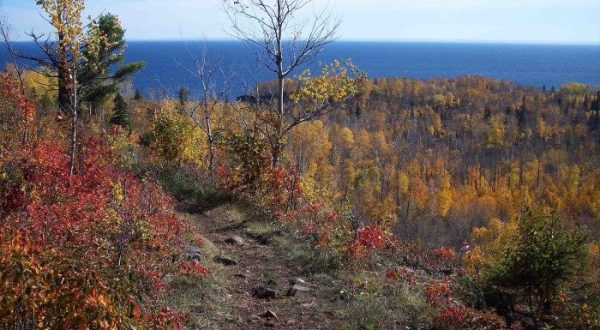 18 Marvelous Trails You Have To Hike In Minnesota Before You Die