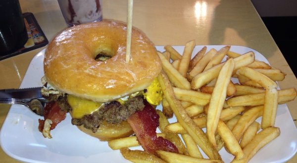 This Ultimate Burger Bucket List In Colorado Will Make Your Mouth Water