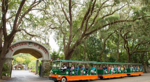 There’s A Magical Trolley Ride In Florida That Most People Don’t Know About