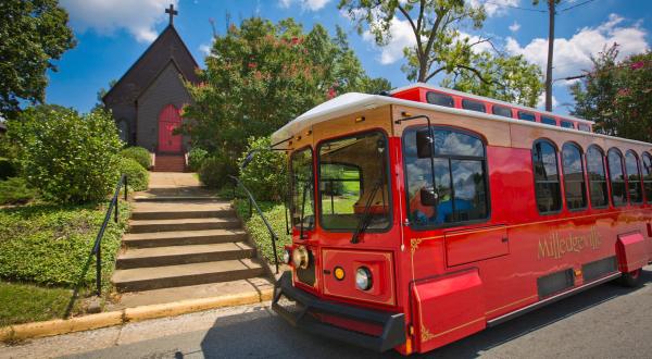 There’s A Magical Trolley Ride In Georgia That Most People Don’t Know About