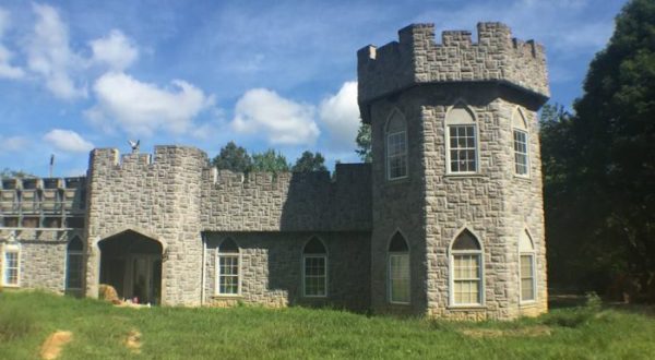 Entering This Hidden Georgia Castle Will Make You Feel Like You’re In A Fairy Tale