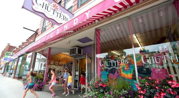 A Massive Candy Store In New Hampshire, Chutters, Will Make You Feel Like A Kid Again