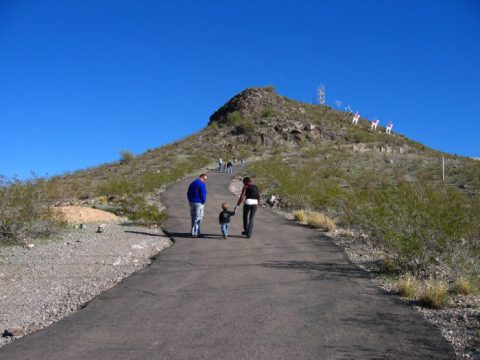 10 Easy Hikes To Add To Your Outdoor Bucket List In Arizona